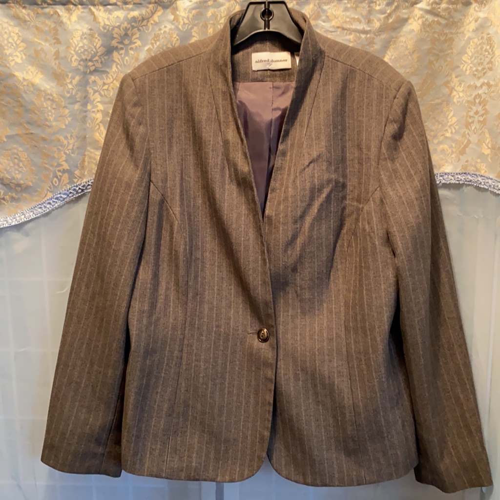 Alfred Dunner Grey Pin-Striped Blazer Sz 14